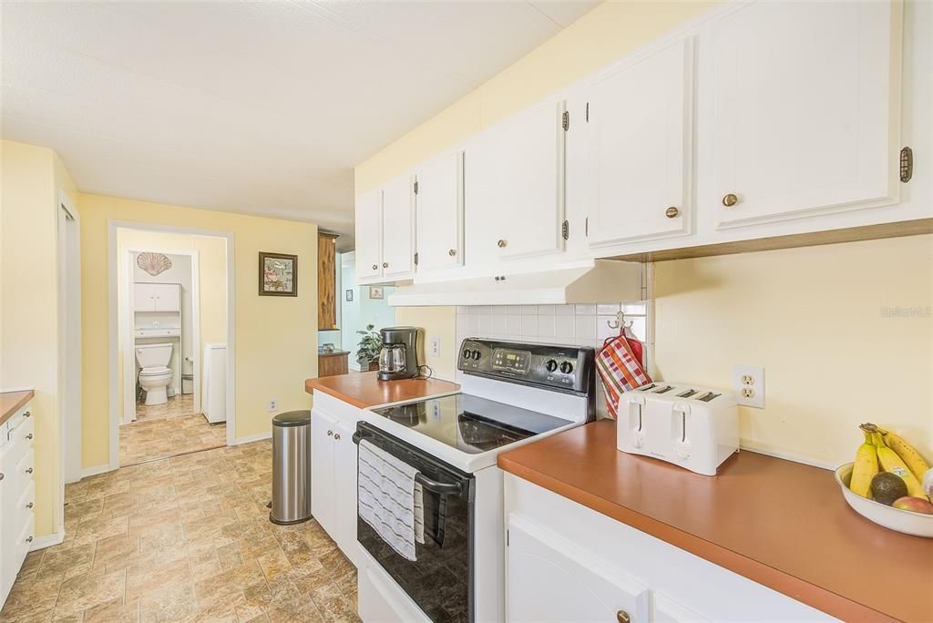 For Sale: $194,500 (3 beds, 2 baths, 1440 Square Feet)