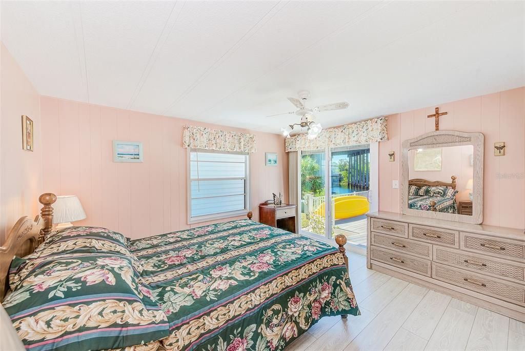 For Sale: $194,500 (3 beds, 2 baths, 1440 Square Feet)