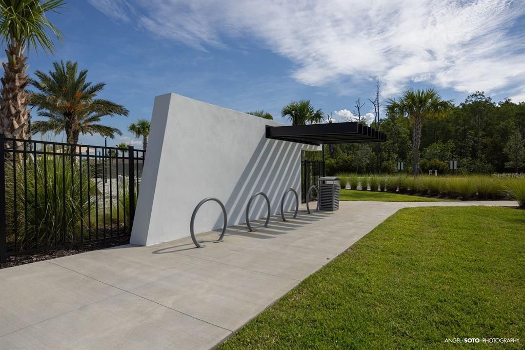 For Rent: $2,600 (3 beds, 2 baths, 1627 Square Feet)