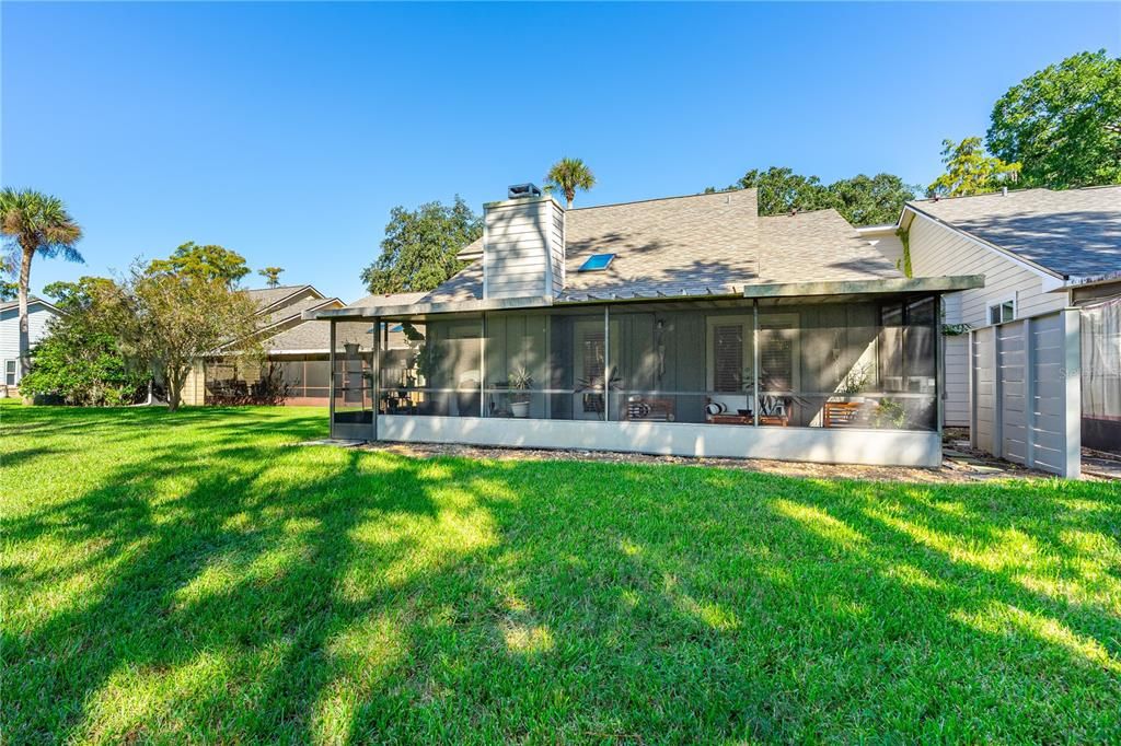 На продажу: $240,000 (3 спален, 2 ванн, 1668 Квадратных фут)