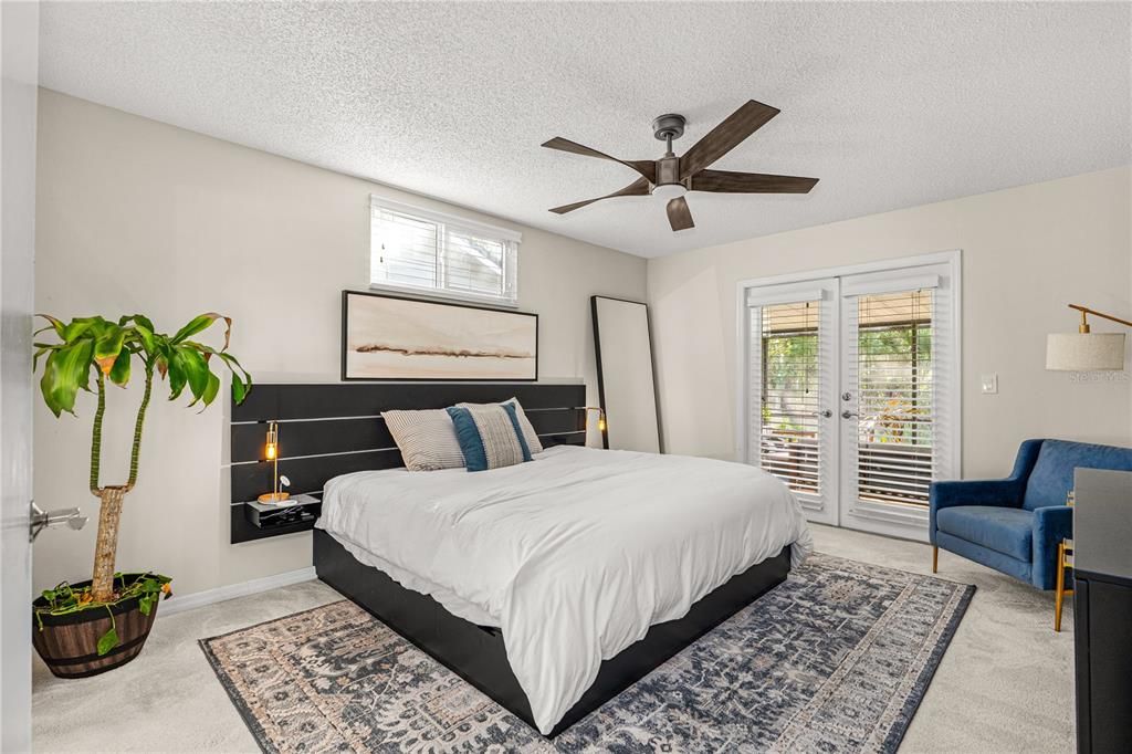 На продажу: $240,000 (3 спален, 2 ванн, 1668 Квадратных фут)