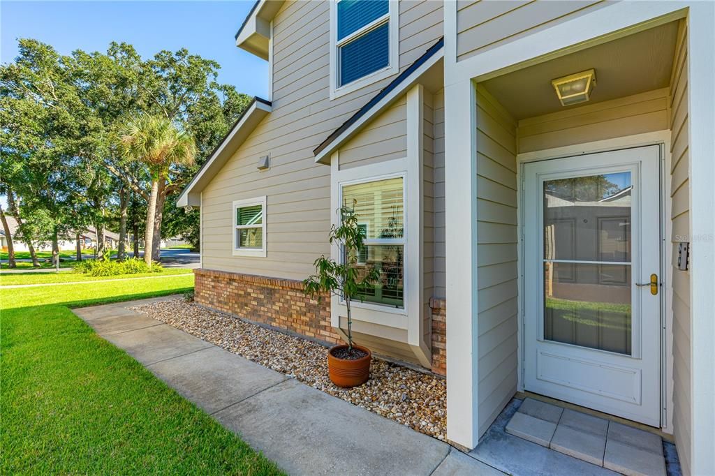 На продажу: $240,000 (3 спален, 2 ванн, 1668 Квадратных фут)