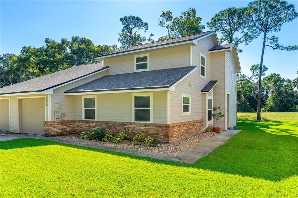 На продажу: $240,000 (3 спален, 2 ванн, 1668 Квадратных фут)