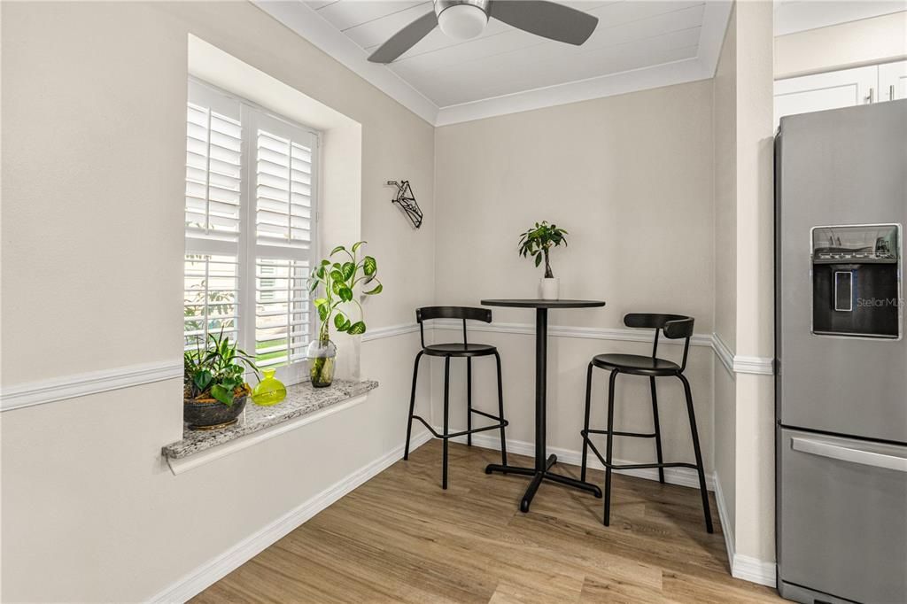 На продажу: $240,000 (3 спален, 2 ванн, 1668 Квадратных фут)