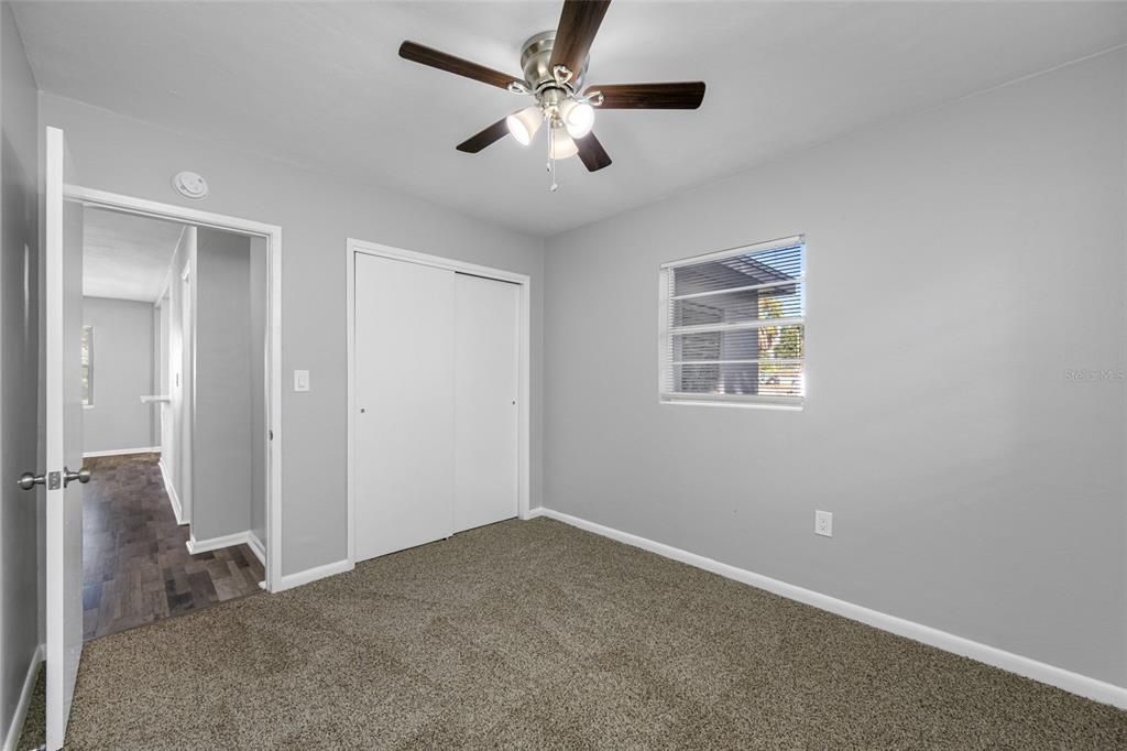 For Sale: $254,500 (3 beds, 1 baths, 1044 Square Feet)
