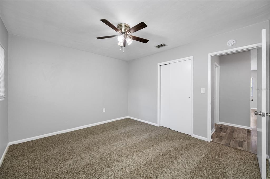 For Sale: $254,500 (3 beds, 1 baths, 1044 Square Feet)