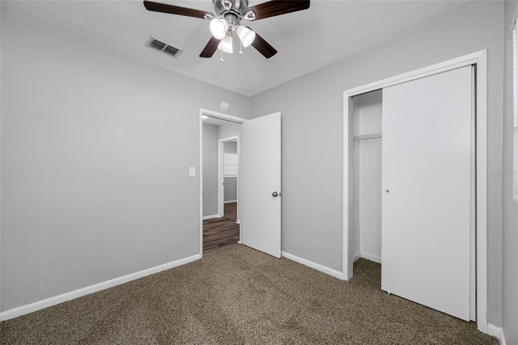 For Sale: $254,500 (3 beds, 1 baths, 1044 Square Feet)