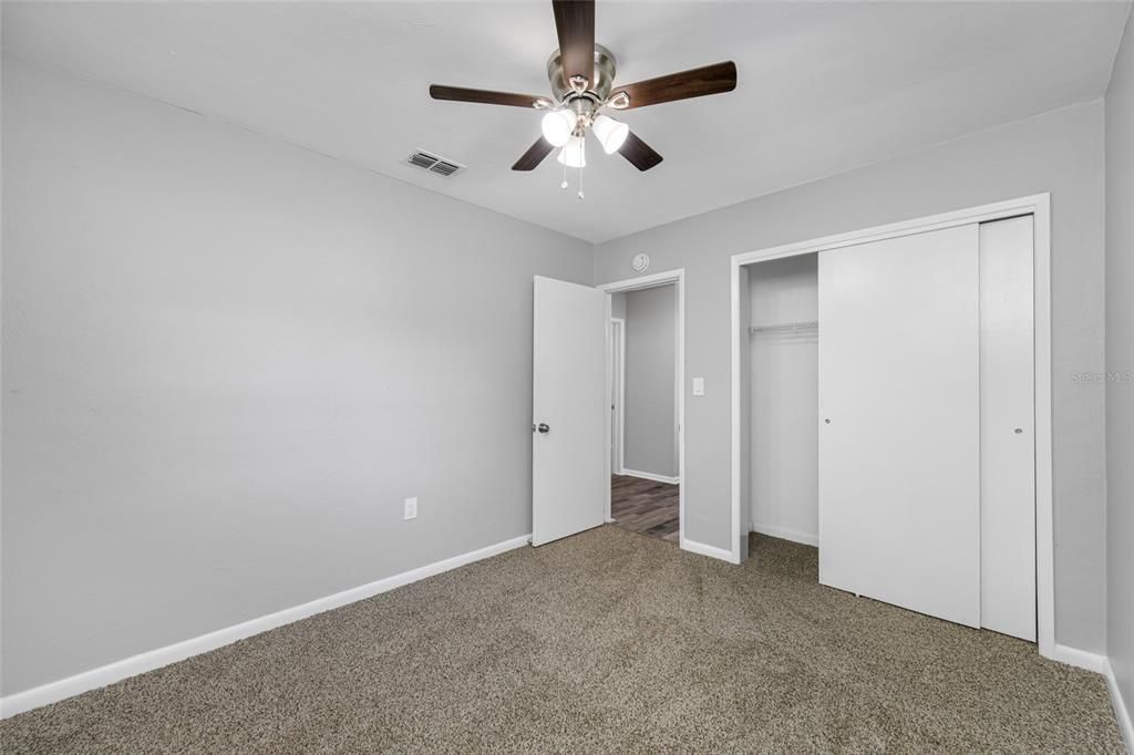 For Sale: $254,500 (3 beds, 1 baths, 1044 Square Feet)