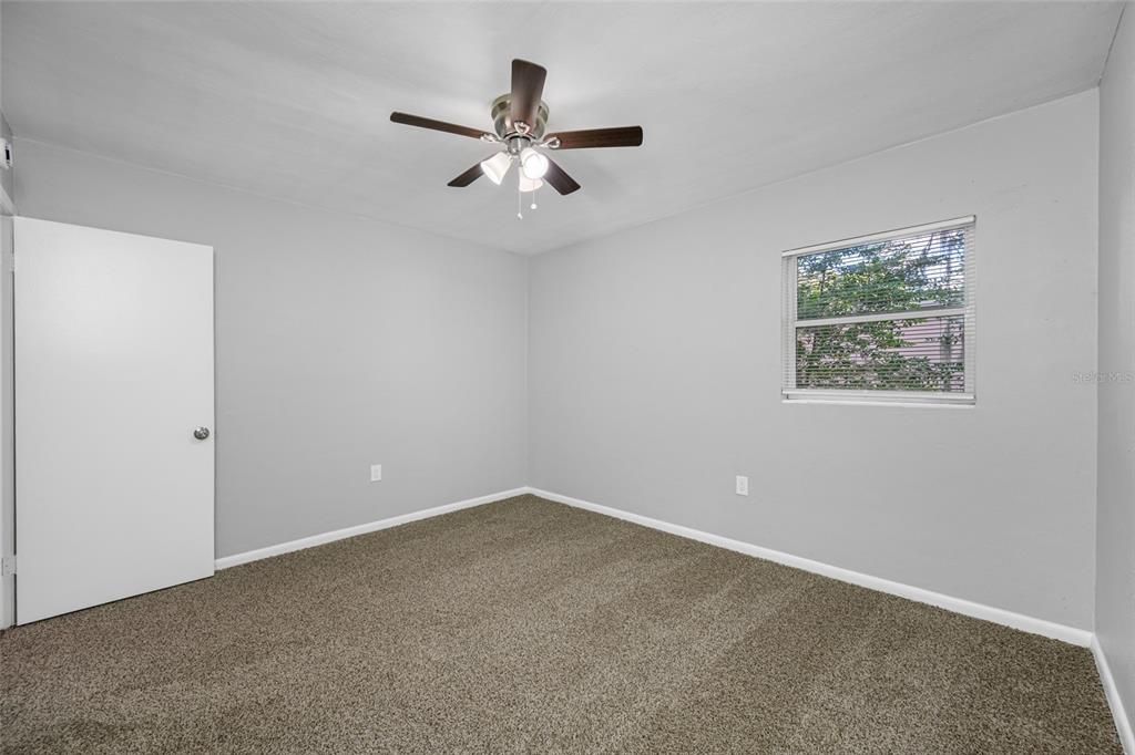 For Sale: $254,500 (3 beds, 1 baths, 1044 Square Feet)