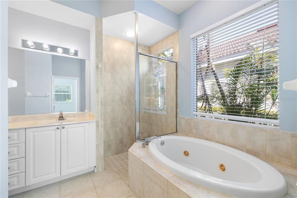 For Sale: $499,000 (3 beds, 2 baths, 1970 Square Feet)