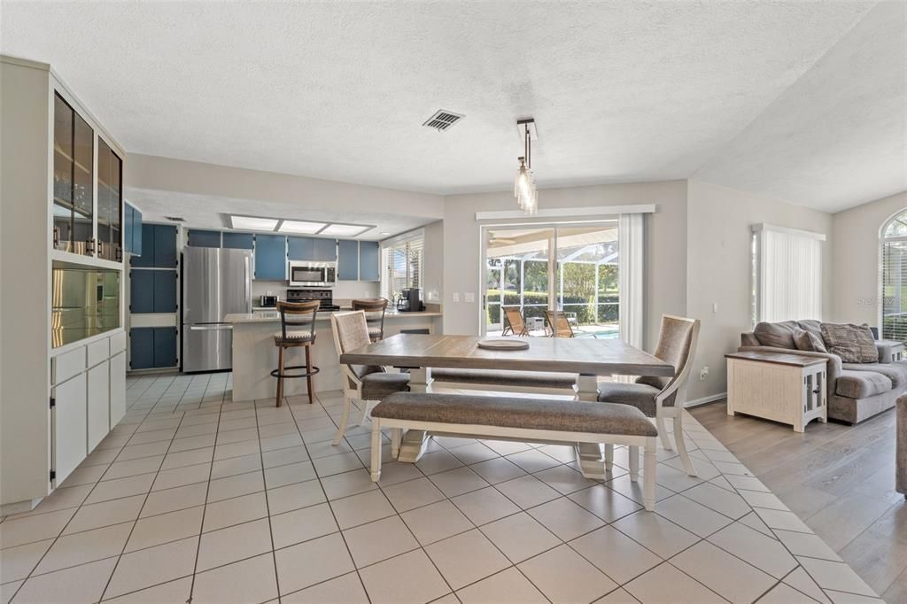 En Venta: $339,900 (3 camas, 2 baños, 1754 Pies cuadrados)