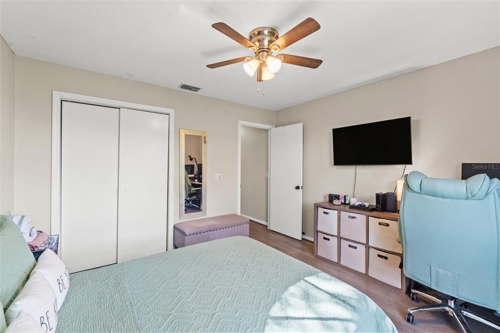 En Venta: $339,900 (3 camas, 2 baños, 1754 Pies cuadrados)