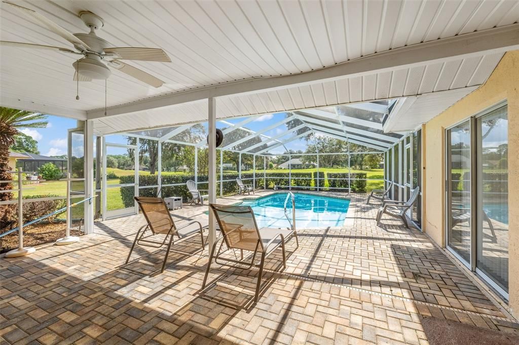 En Venta: $339,900 (3 camas, 2 baños, 1754 Pies cuadrados)