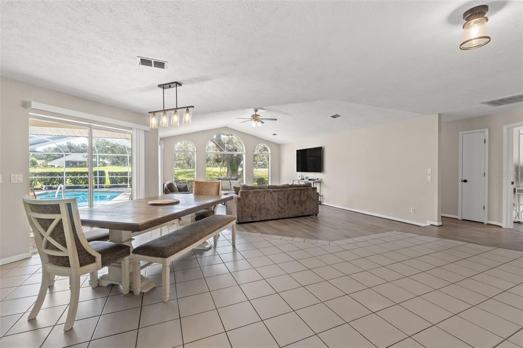 En Venta: $339,900 (3 camas, 2 baños, 1754 Pies cuadrados)