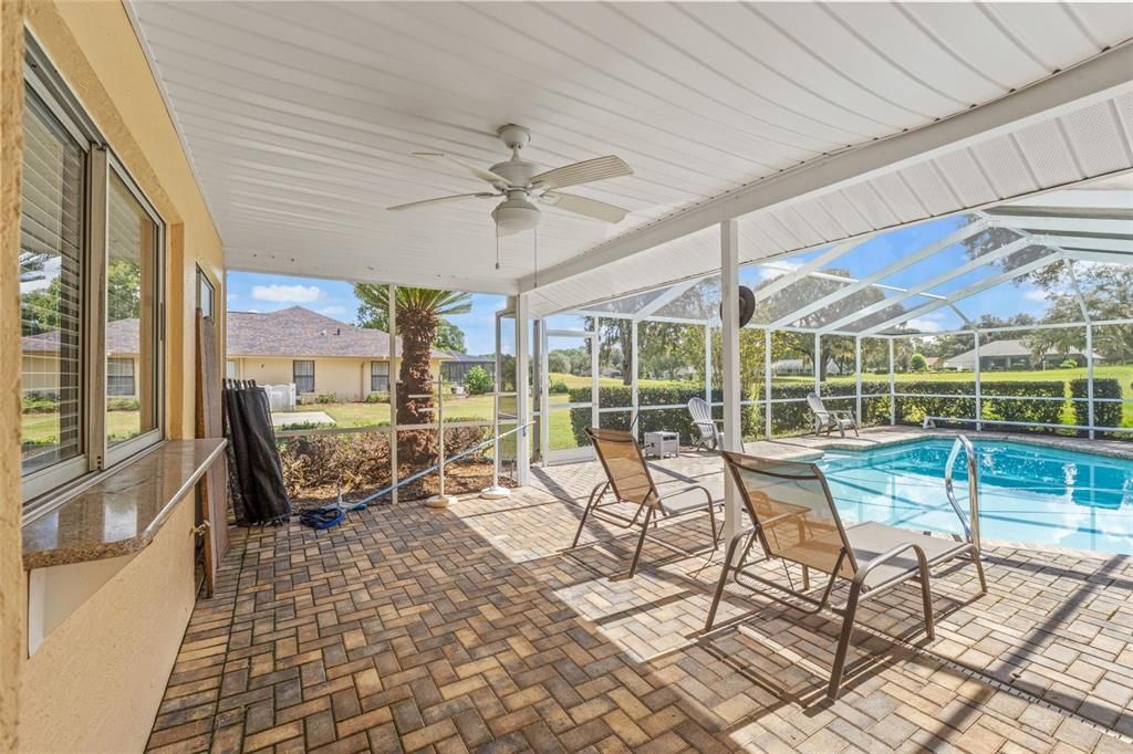 En Venta: $339,900 (3 camas, 2 baños, 1754 Pies cuadrados)