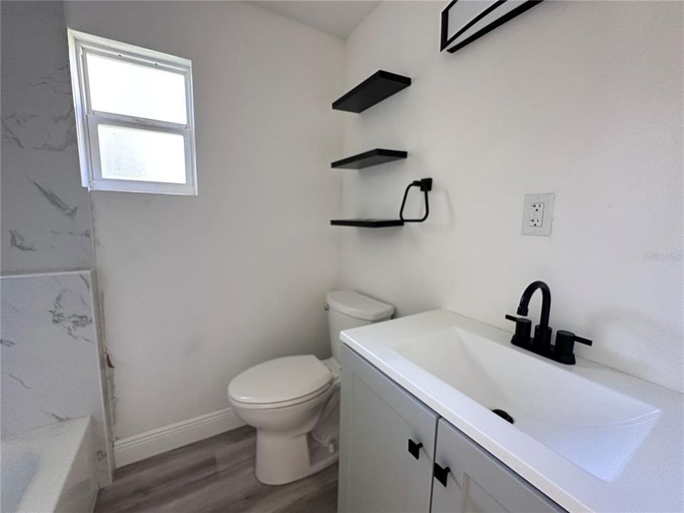 For Sale: $500,000 (3 beds, 1 baths, 1502 Square Feet)