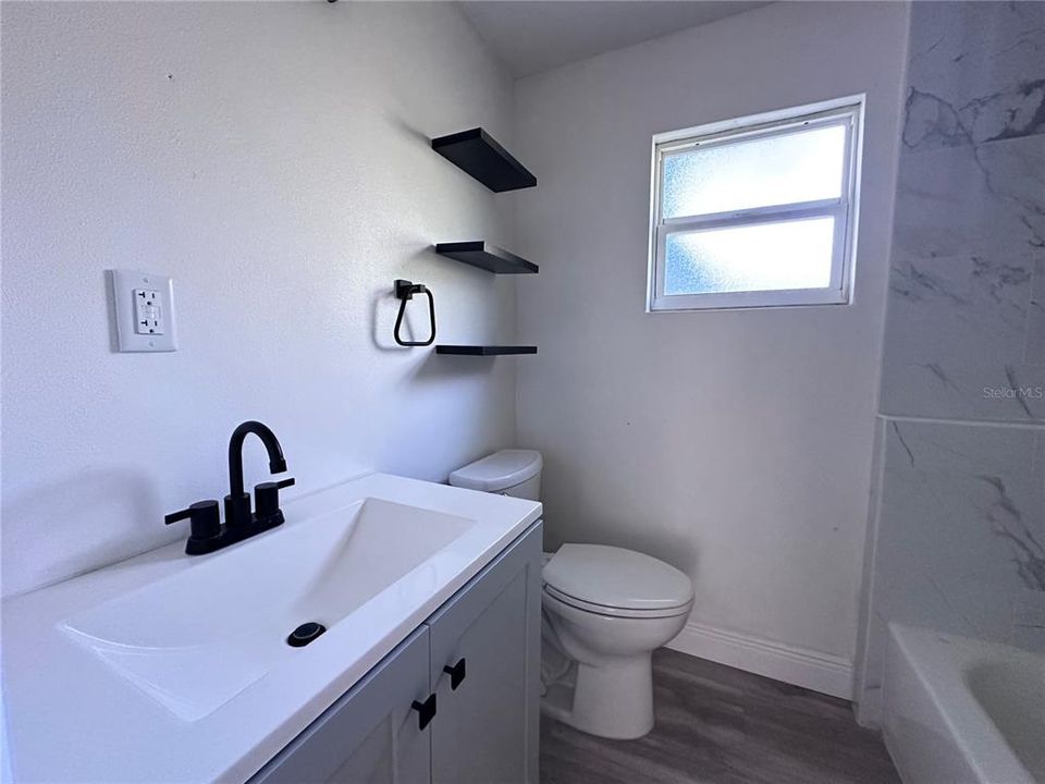 For Sale: $500,000 (3 beds, 1 baths, 1502 Square Feet)