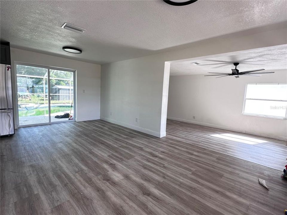 For Sale: $500,000 (3 beds, 1 baths, 1502 Square Feet)