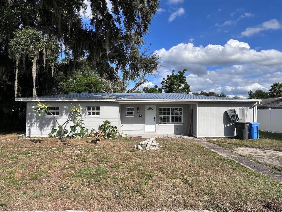 For Sale: $500,000 (3 beds, 1 baths, 1502 Square Feet)