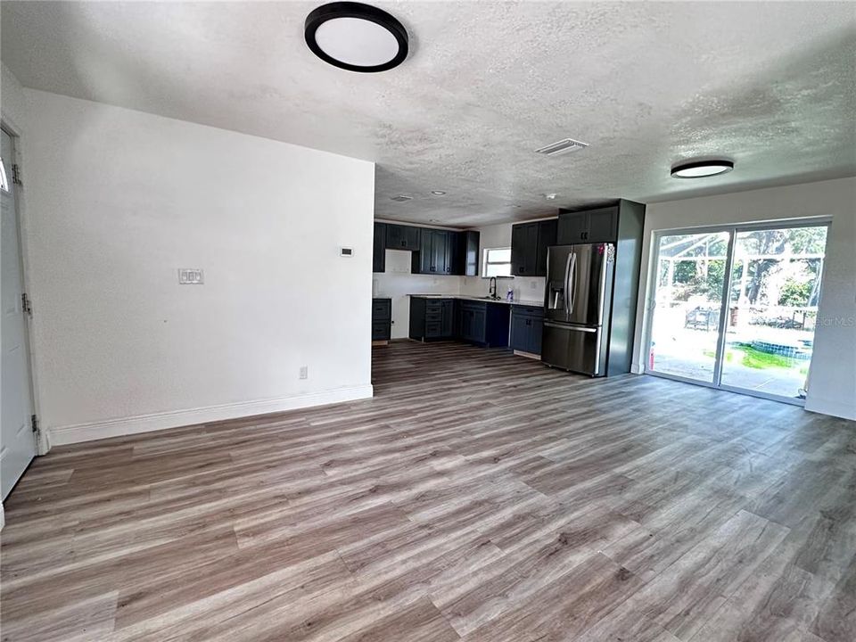 For Sale: $500,000 (3 beds, 1 baths, 1502 Square Feet)