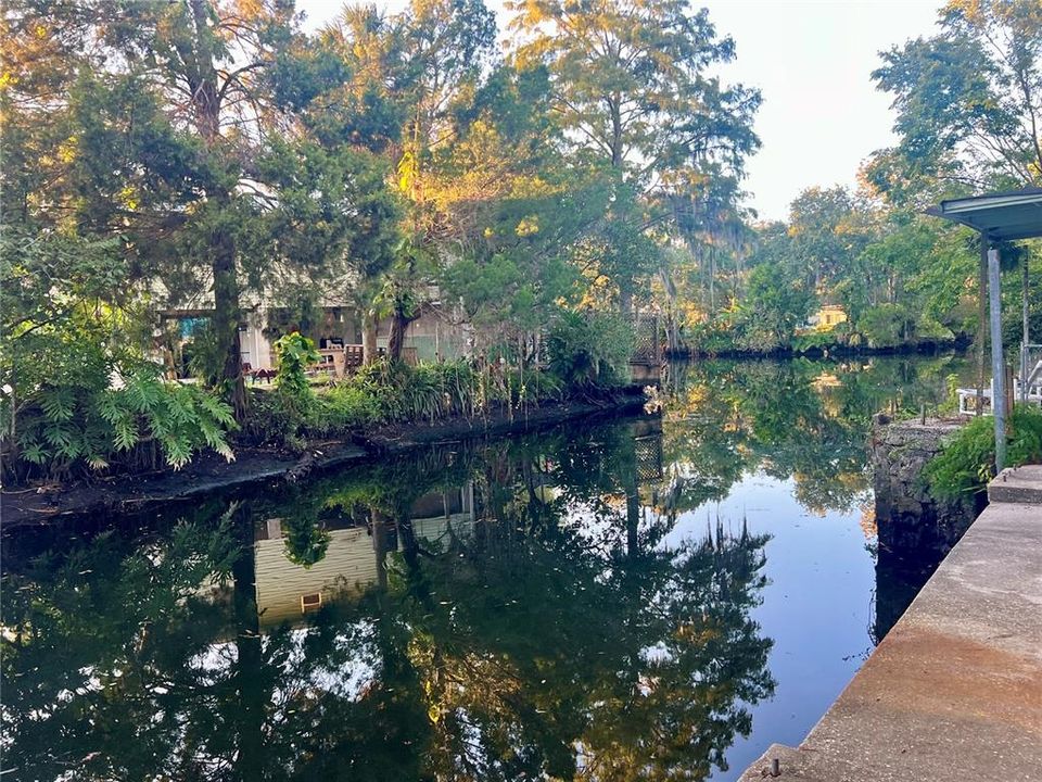 For Sale: $199,500 (2 beds, 2 baths, 672 Square Feet)