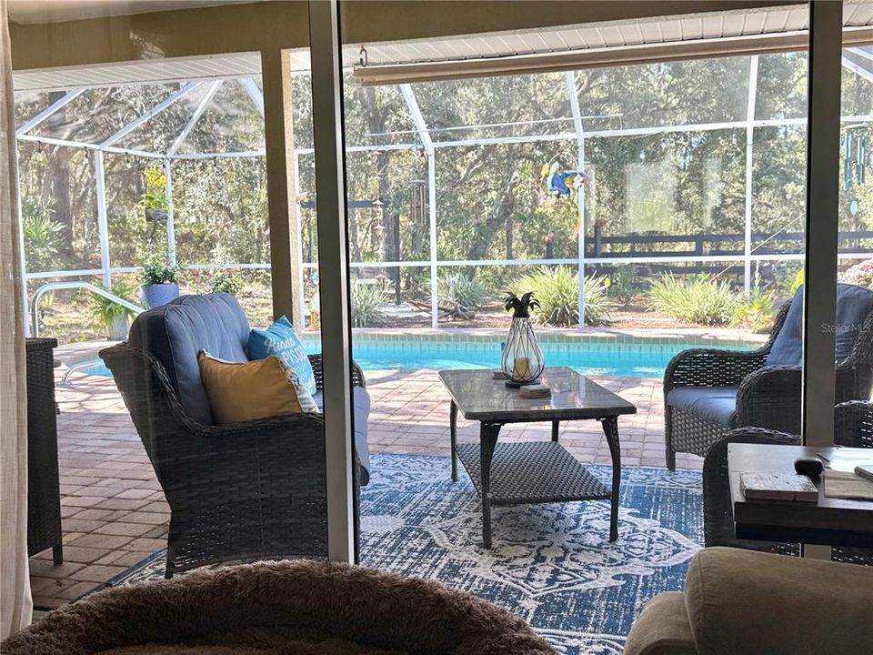 Activo con contrato: $674,900 (3 camas, 2 baños, 2082 Pies cuadrados)