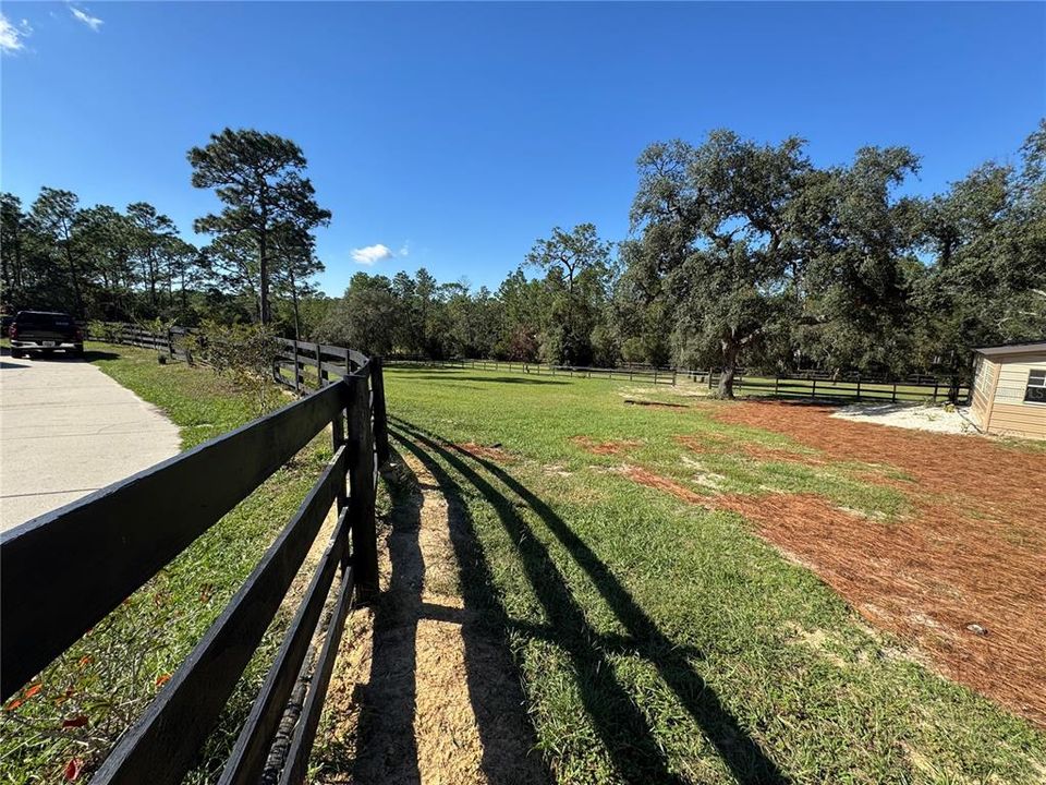 Activo con contrato: $674,900 (3 camas, 2 baños, 2082 Pies cuadrados)