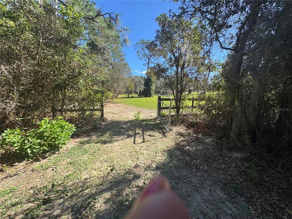 Activo con contrato: $674,900 (3 camas, 2 baños, 2082 Pies cuadrados)