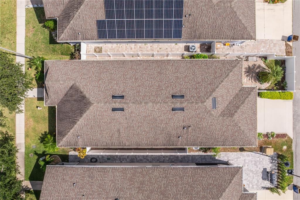 合同活跃: $299,900 (3 贝兹, 2 浴室, 1542 平方英尺)