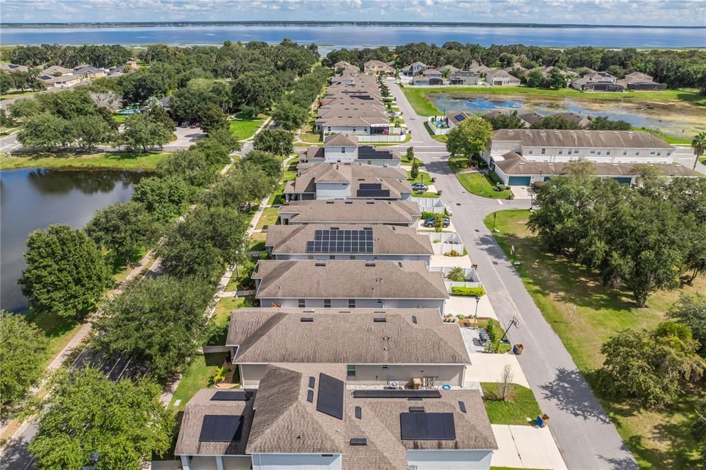 合同活跃: $299,900 (3 贝兹, 2 浴室, 1542 平方英尺)