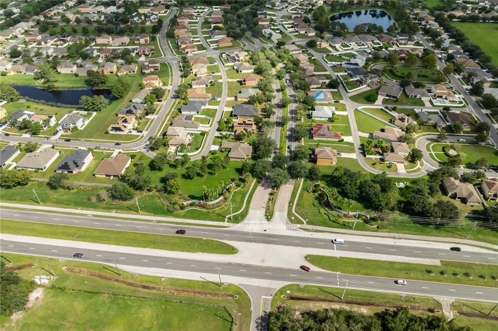 合同活跃: $299,900 (3 贝兹, 2 浴室, 1542 平方英尺)