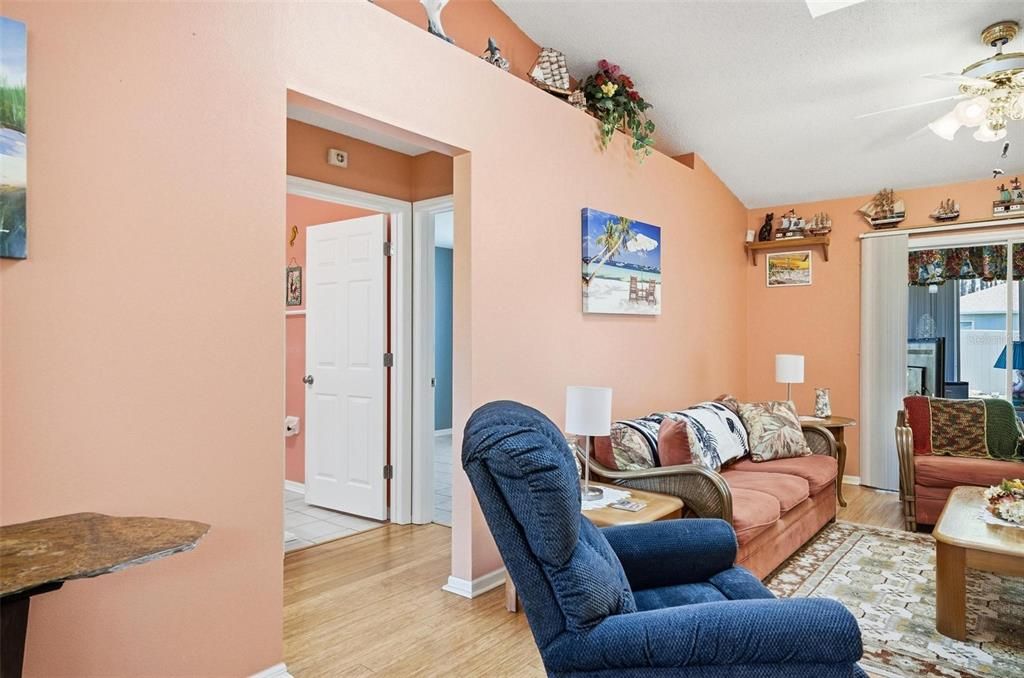 For Rent: $2,000 (3 beds, 2 baths, 1143 Square Feet)