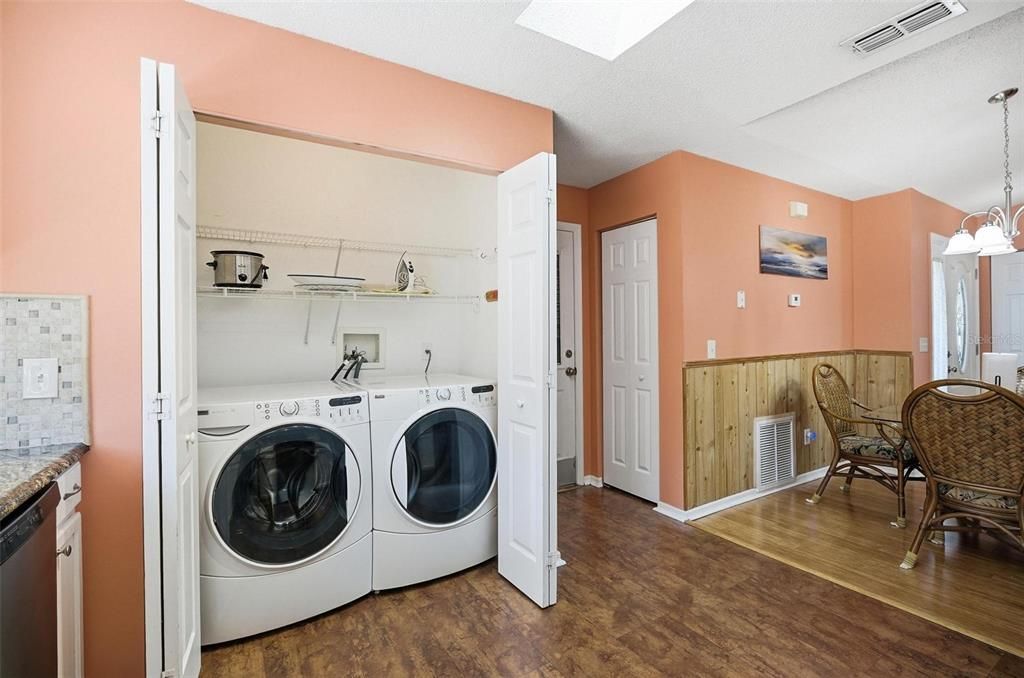 For Rent: $2,000 (3 beds, 2 baths, 1143 Square Feet)