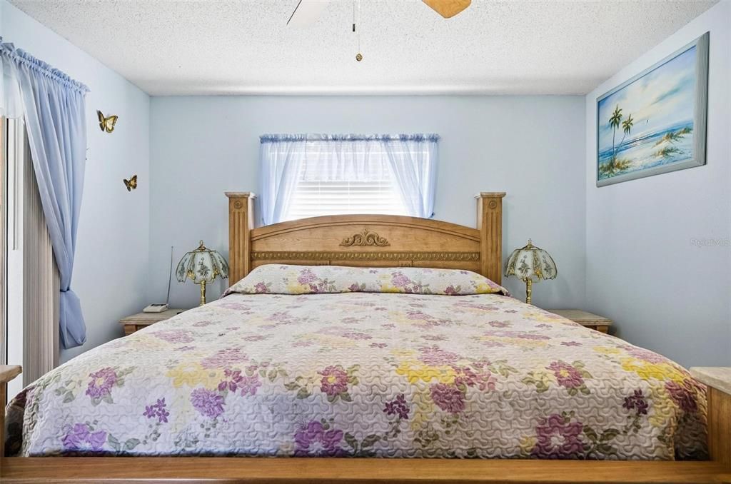 For Rent: $2,000 (3 beds, 2 baths, 1143 Square Feet)