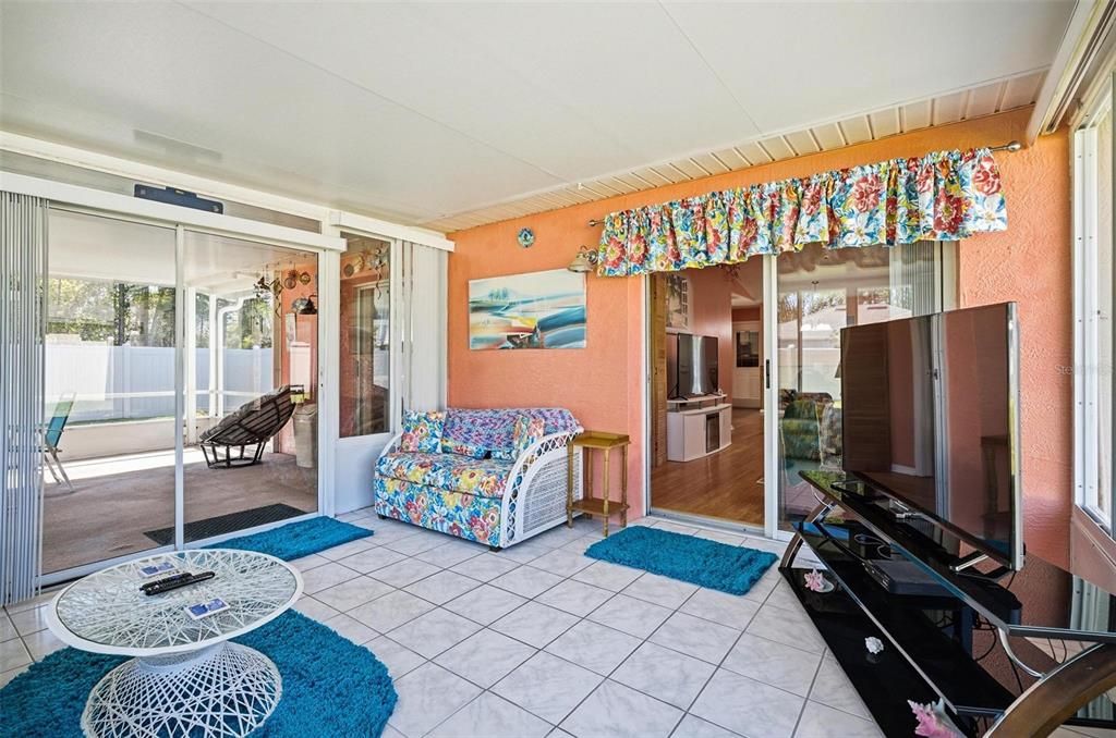 For Rent: $2,000 (3 beds, 2 baths, 1143 Square Feet)