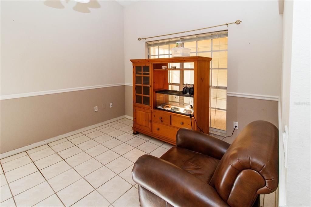 For Sale: $315,000 (3 beds, 2 baths, 1548 Square Feet)