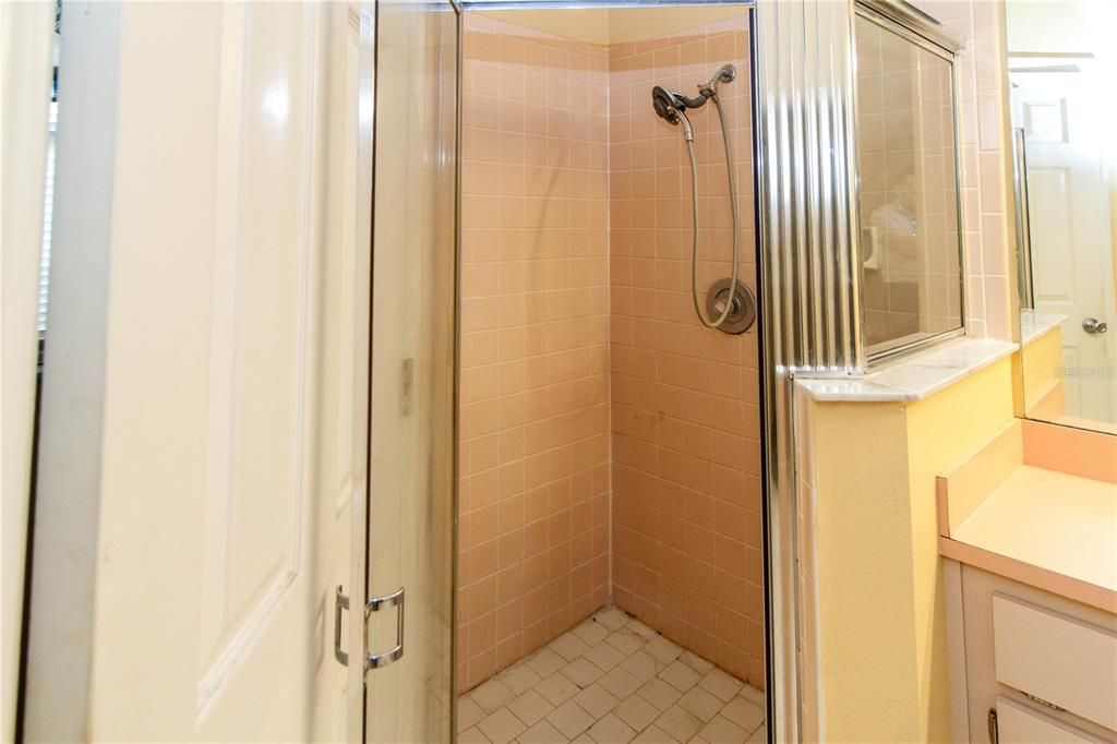 For Sale: $315,000 (3 beds, 2 baths, 1548 Square Feet)