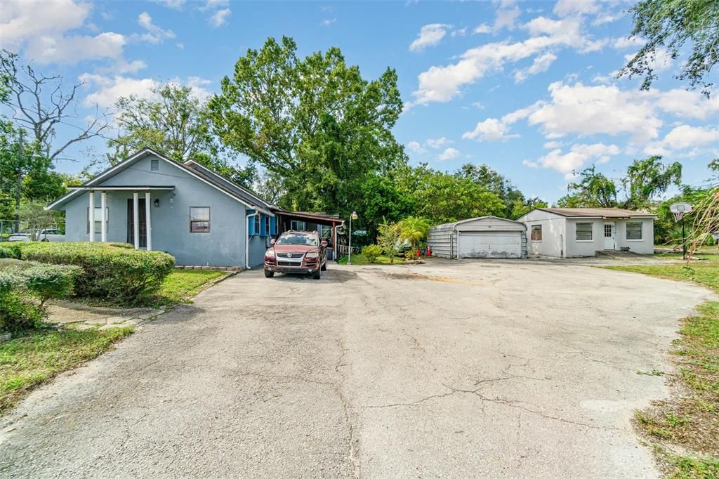 Active With Contract: $225,000 (3 beds, 1 baths, 1288 Square Feet)