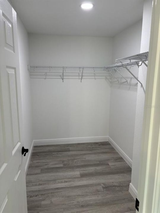 En Venta: $269,900 (4 camas, 2 baños, 1758 Pies cuadrados)