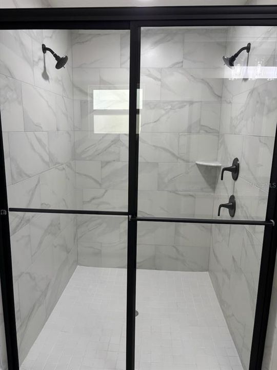 En Venta: $269,900 (4 camas, 2 baños, 1758 Pies cuadrados)