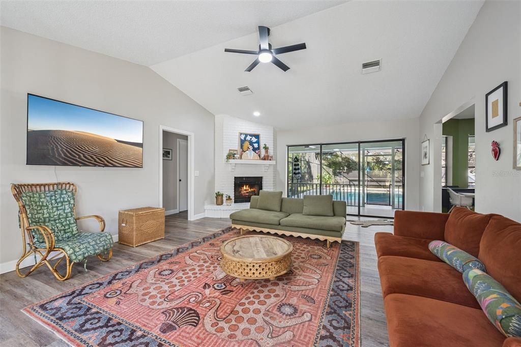 待售: $454,000 (3 贝兹, 2 浴室, 1436 平方英尺)