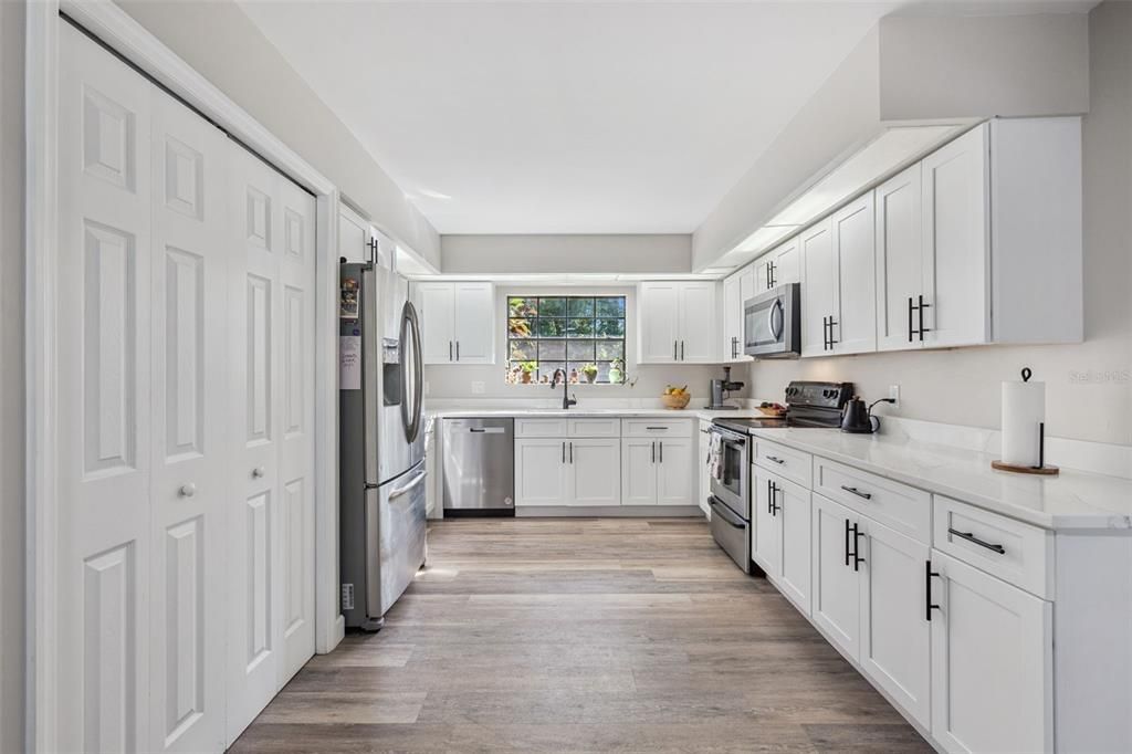 待售: $454,000 (3 贝兹, 2 浴室, 1436 平方英尺)