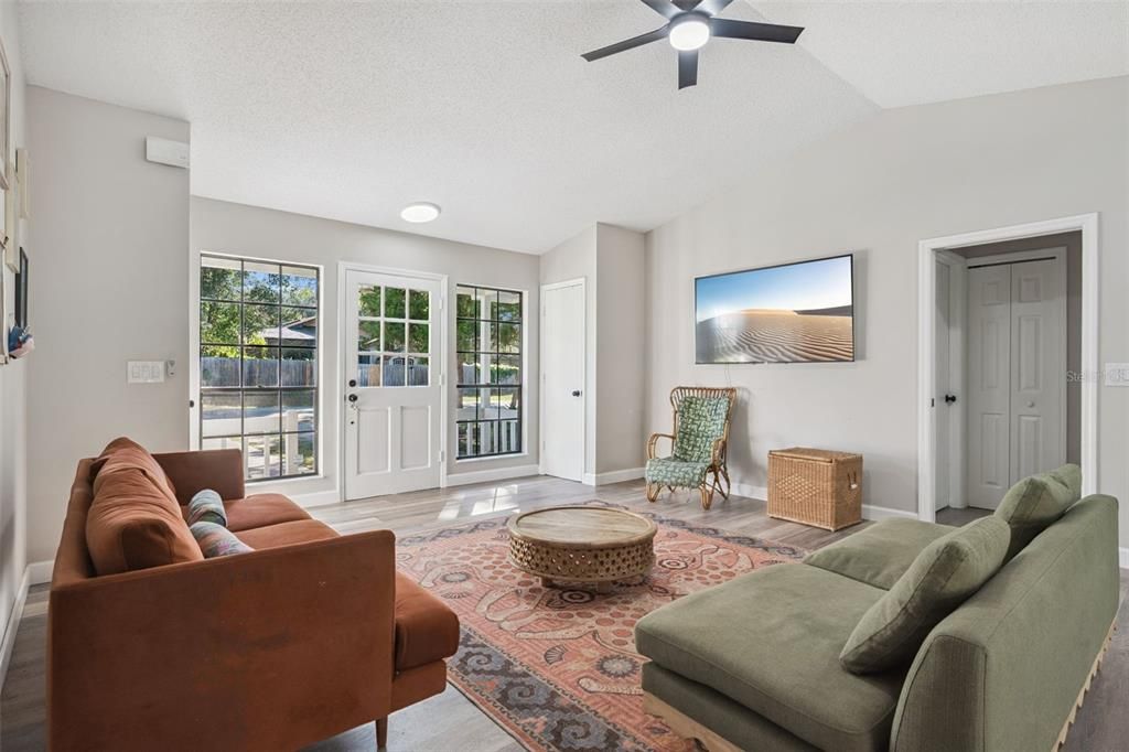 待售: $454,000 (3 贝兹, 2 浴室, 1436 平方英尺)