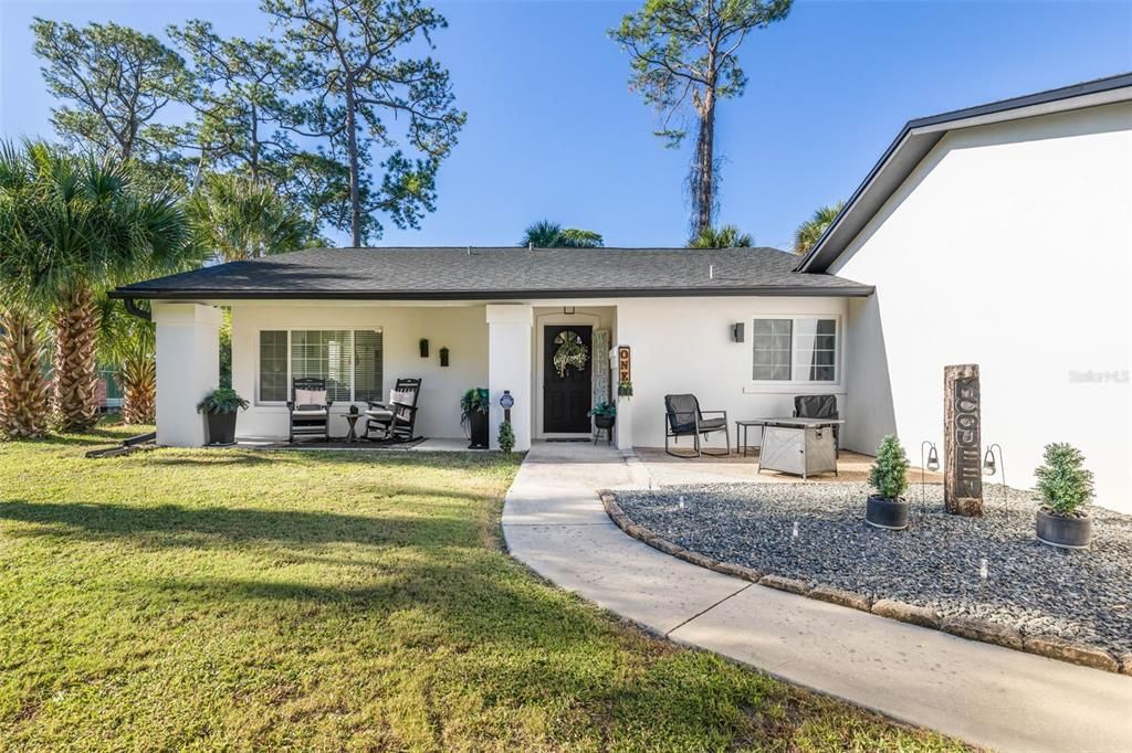 For Sale: $549,000 (3 beds, 3 baths, 2007 Square Feet)