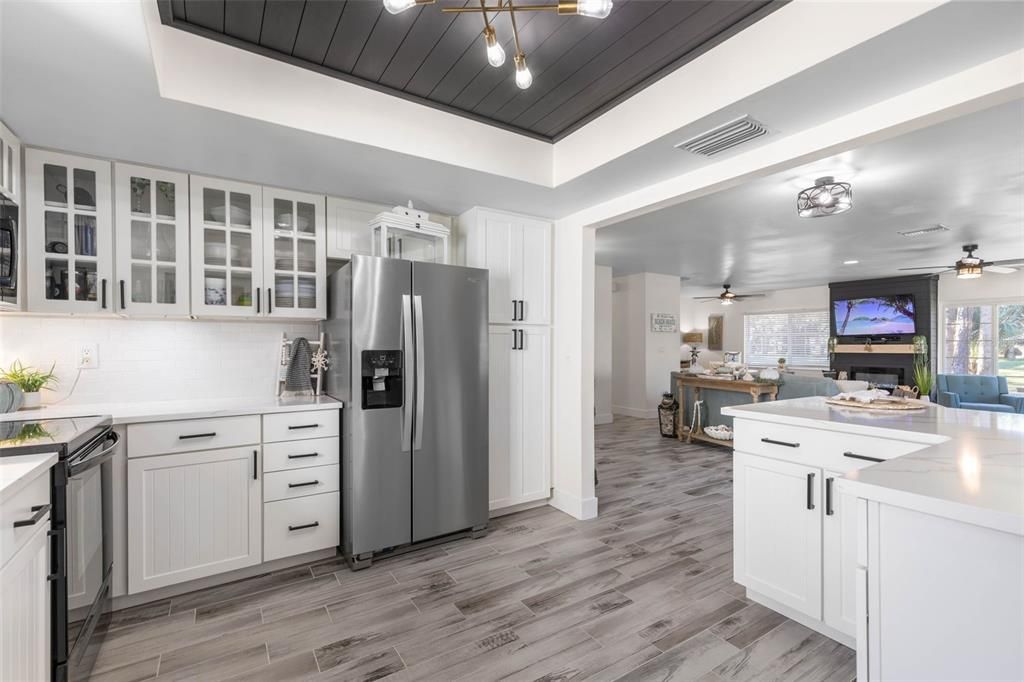 For Sale: $549,000 (3 beds, 3 baths, 2007 Square Feet)