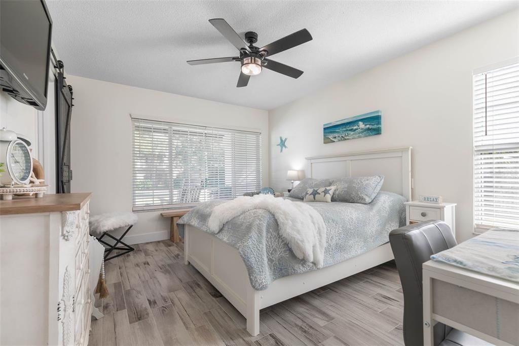 For Sale: $549,000 (3 beds, 3 baths, 2007 Square Feet)