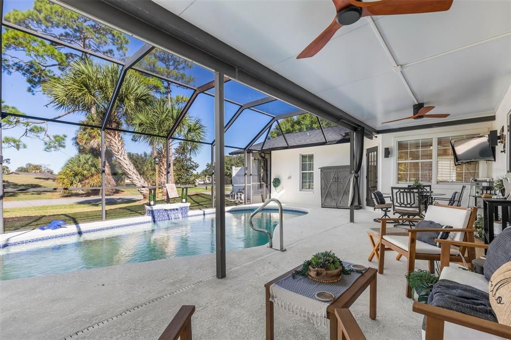 For Sale: $549,000 (3 beds, 3 baths, 2007 Square Feet)