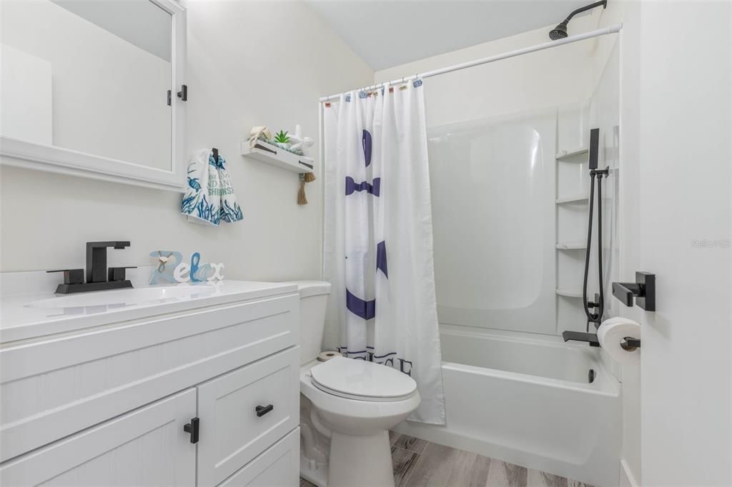 For Sale: $549,000 (3 beds, 3 baths, 2007 Square Feet)