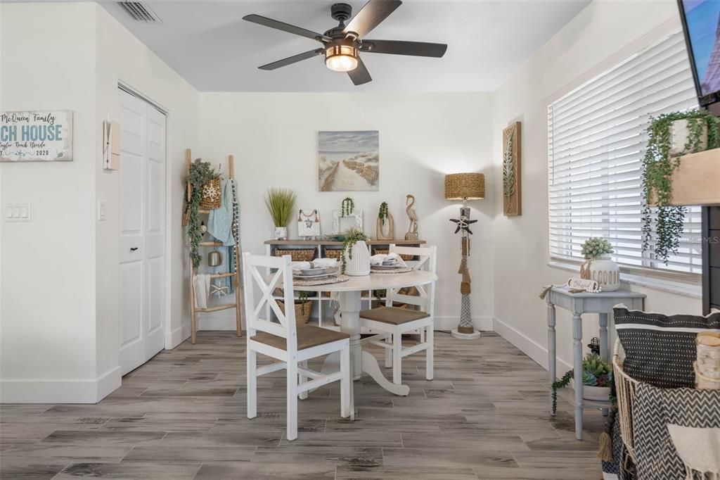 For Sale: $549,000 (3 beds, 3 baths, 2007 Square Feet)