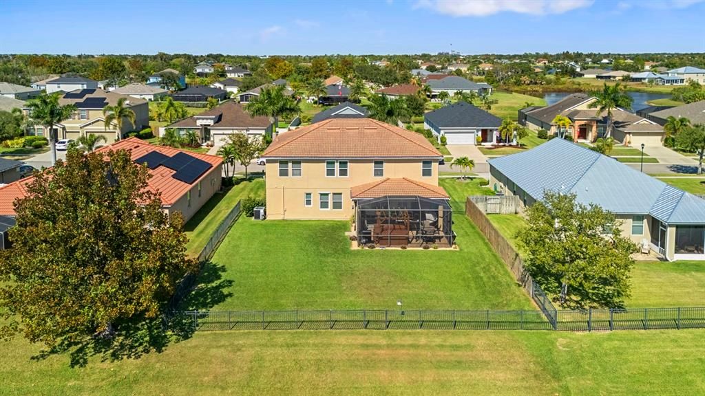 For Sale: $579,900 (5 beds, 3 baths, 3260 Square Feet)